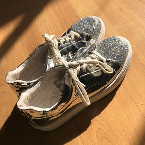 ❌SOLD❌ SILVER SPRKLY SNEAKERS